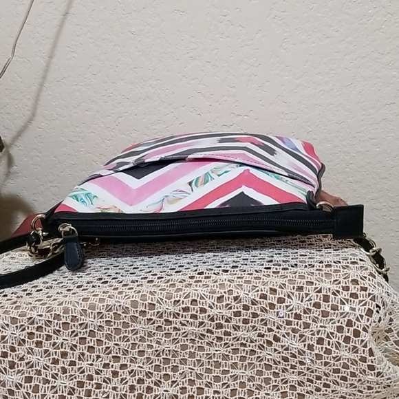 Nicole by Nicole Miller COLORFUL Crossbody Handbag - Picture 9 of 13